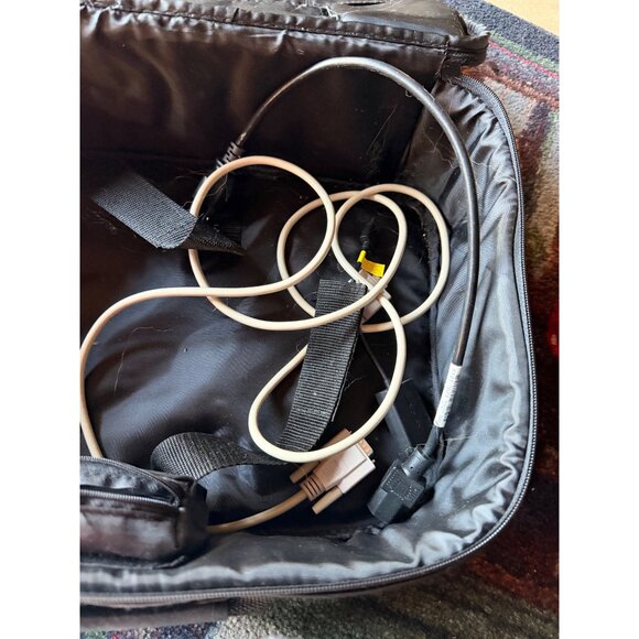 Optoma MovieTime DV11 DLP Projector With Built-In DVD Player & Carry Case - Picture 6 of 11